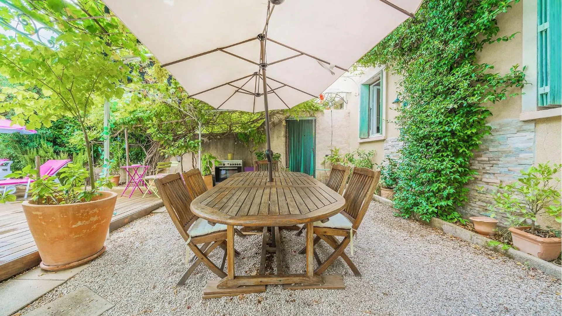 3 Bedroom Lovely Home In Aix-En-Provence Holiday home