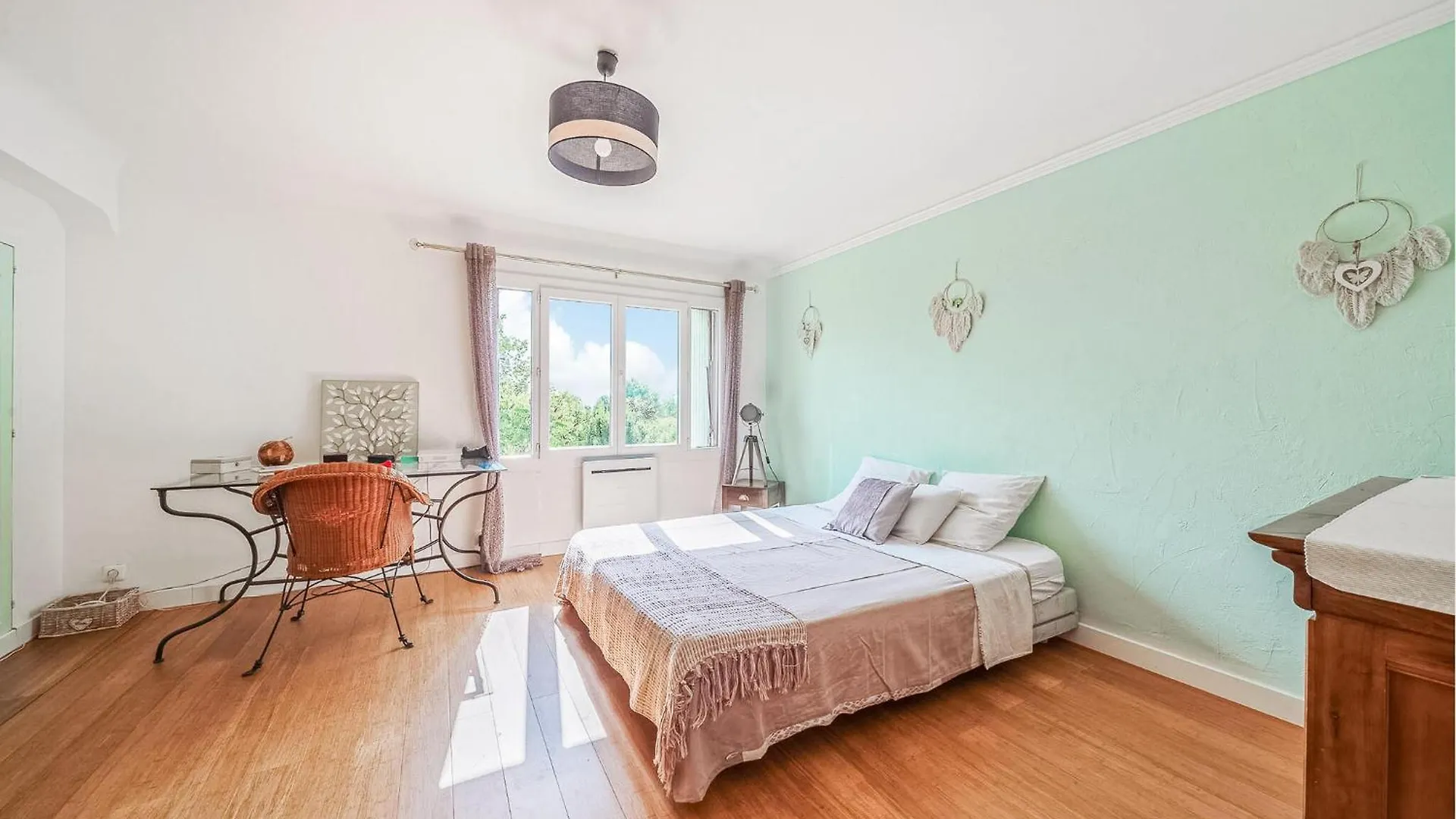 Casa vacanze 3 Bedroom Lovely Home In Aix-En-Provence Francia